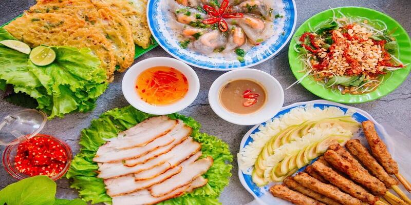 Bánh Xèo Nem Lụi – Sự Kết Hợp Tuyệt Vời